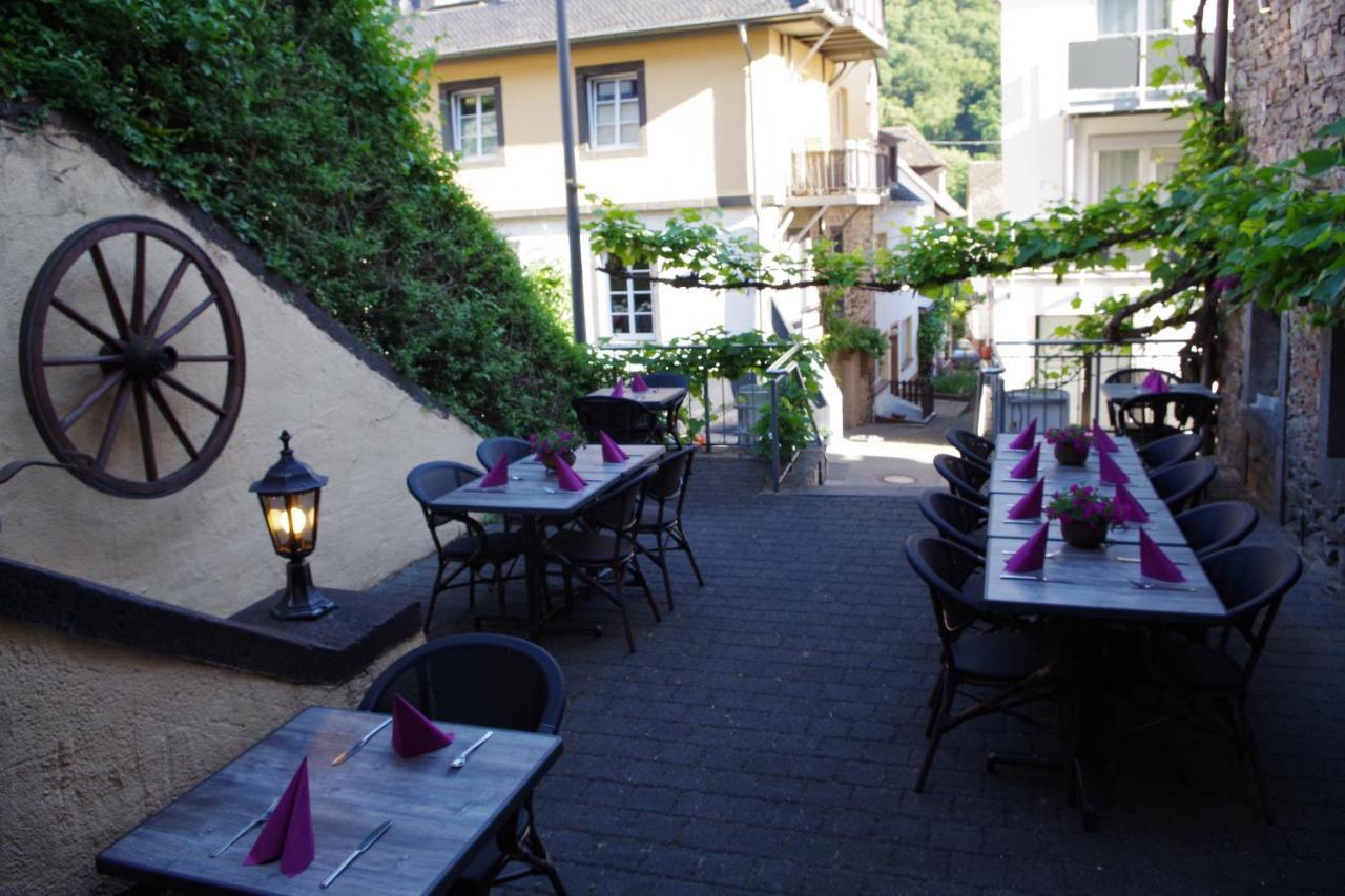Gast Und Weinhof Beim Schneemann Hotel Valwig Luaran gambar