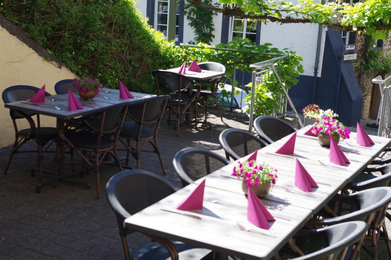 Gast Und Weinhof Beim Schneemann Hotel Valwig Luaran gambar