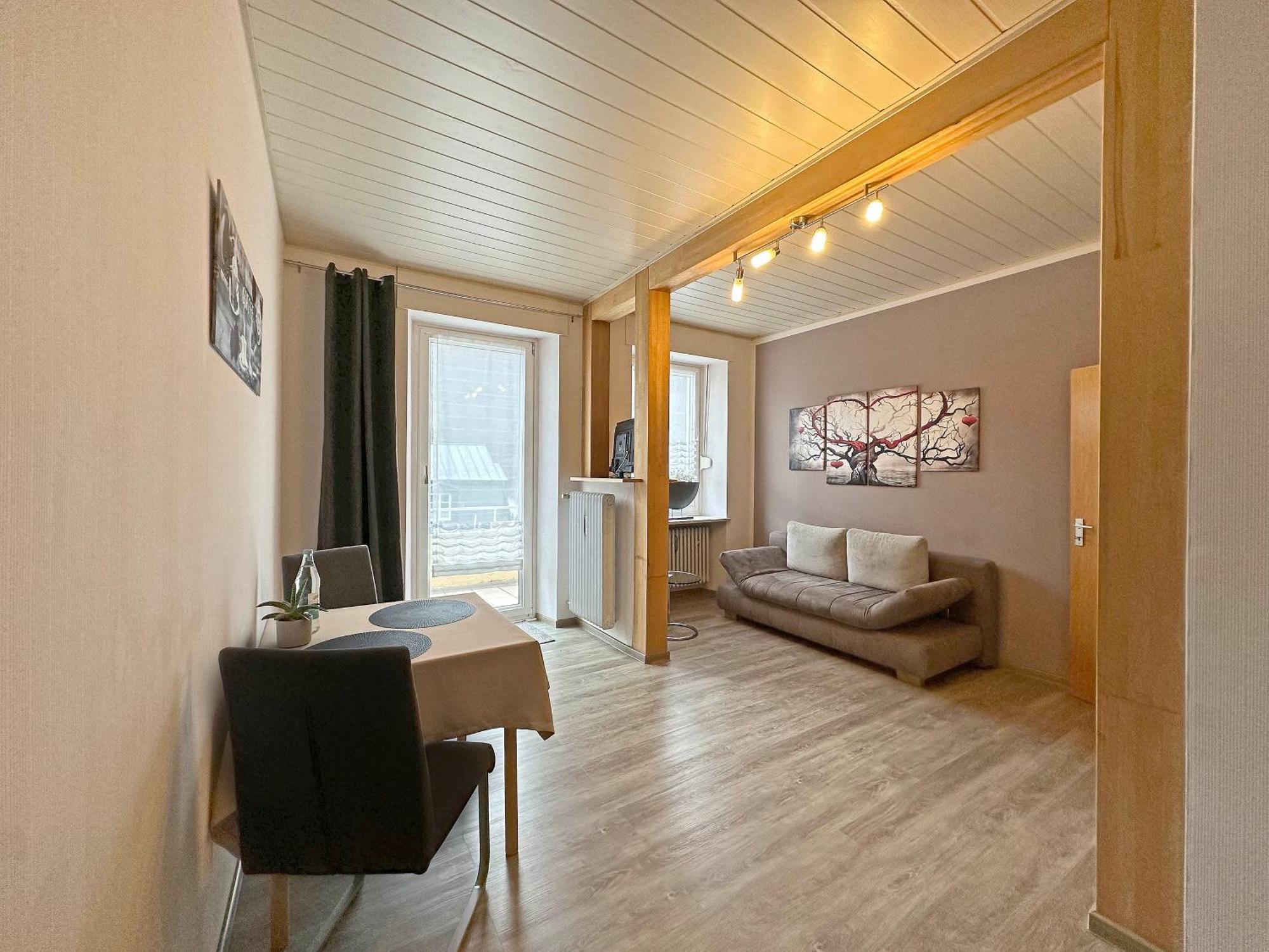 Gast Und Weinhof Beim Schneemann Hotel Valwig Luaran gambar