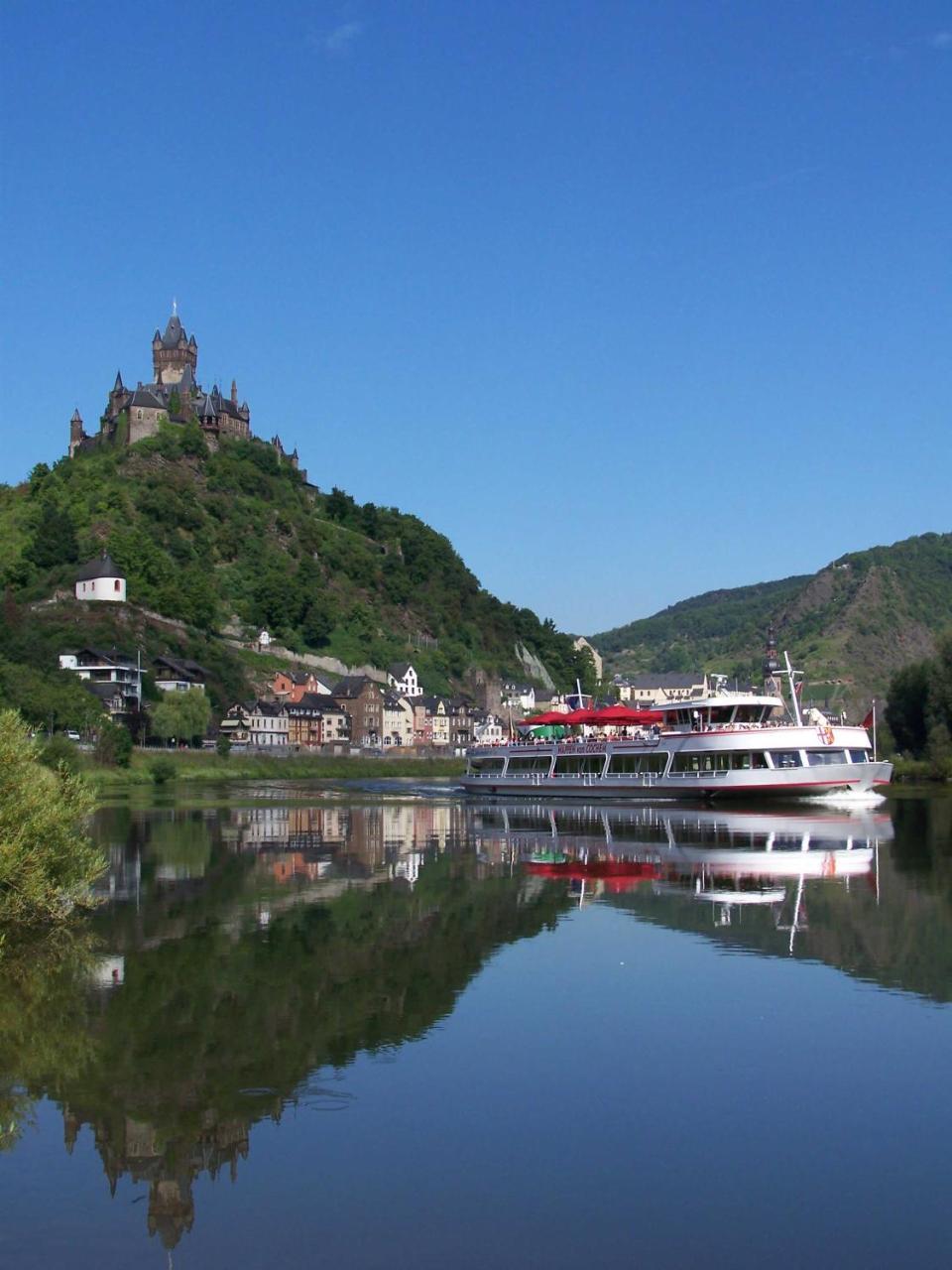 Gast Und Weinhof Beim Schneemann Hotel Valwig Luaran gambar